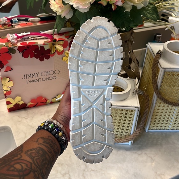 Prada shoe - Picture 3 of 3